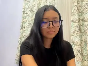 Dennyglausier  live sex cam