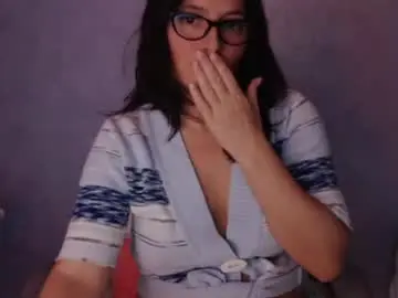 Luckylinda23  live sex cam