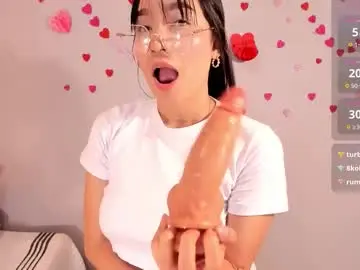 Maia_w10  live sex cam