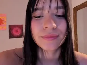 Maia_w10  live sex cam