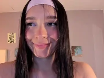 Maia_w10  live sex cam