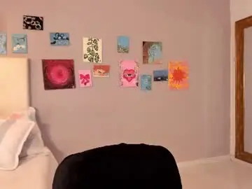 Maia_w10  live sex cam