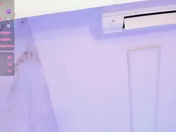 Meggy_mae  live sex cam