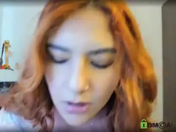 Rosiexxx24  live sex cam