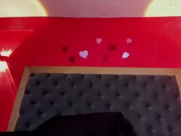 Rosyroos  live sex cam
