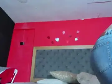 Rosyroos  live sex cam