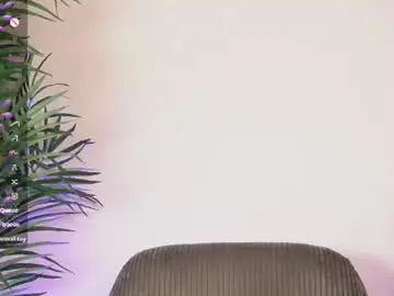 Soyjuliana19  live sex cam