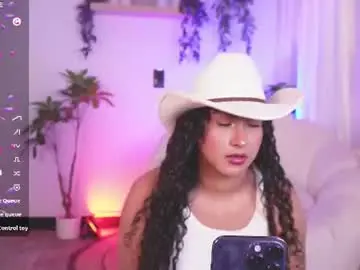 Soyjuliana19  live sex cam