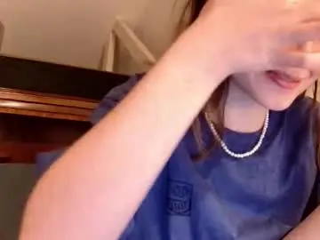 Sun_place  live sex cam