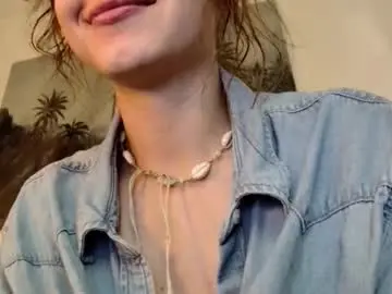 Sun_place  live sex cam