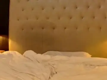 Sun_place  live sex cam