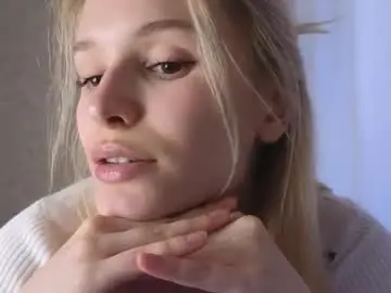 Yennaone  live sex cam