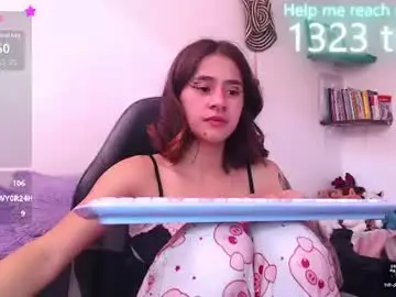 _gwen__  live sex cam