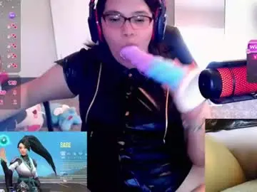 Achubbygummy  live sex cam