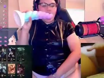Achubbygummy  live sex cam