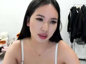 Amina_artin  live sex cam