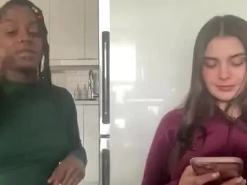 Eboneey69  live sex cam
