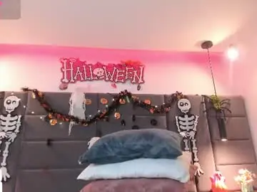 Eevee_taylor  live sex cam