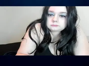 Gonegirlgonee  live sex cam