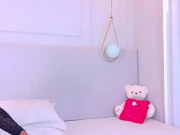 Josselynbrown  live sex cam