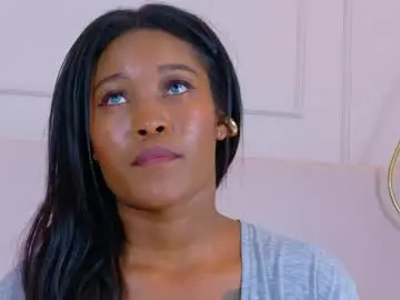 Josselynbrown  live sex cam