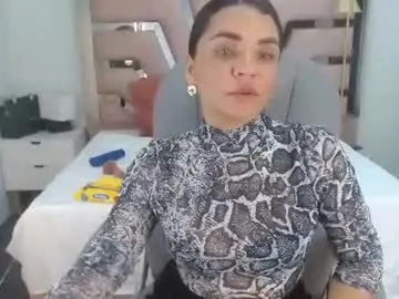 Longina_15  live sex cam
