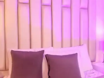 Lunawilliamss  live sex cam