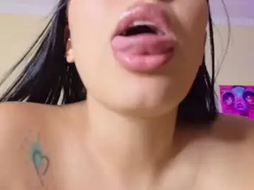 Maithe_022  live sex cam