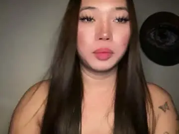 Makemesquirt_xxx  live sex cam
