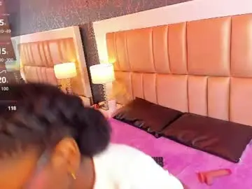 Melodyblazze  live sex cam