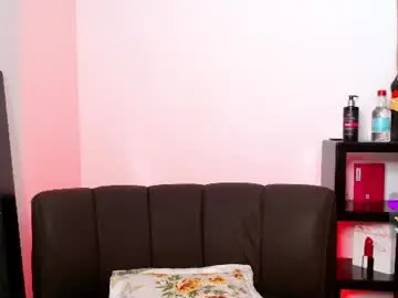Naughtyxnicolle  live sex cam