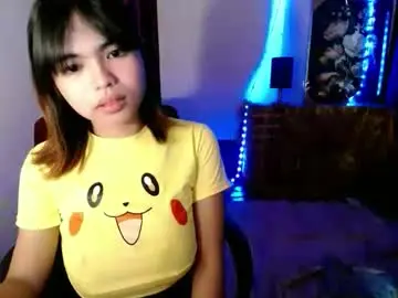 Pretty_little_baby18  live sex cam