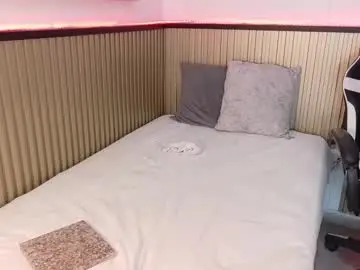 Scarlet_vixen_  live sex cam