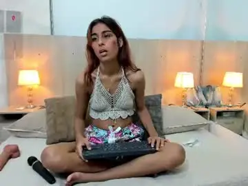 Skinny_briana  live sex cam