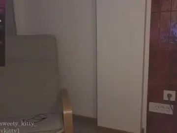 Sweetykitty_x  live sex cam