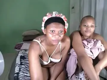 Tyratrixie  live sex cam