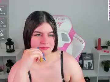 Amilia_may  live sex cam