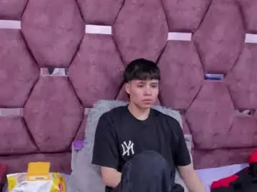 Bruno_cruz  live sex cam