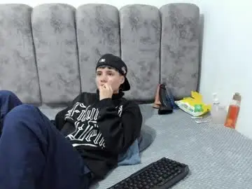 Bruno_cruz  live sex cam