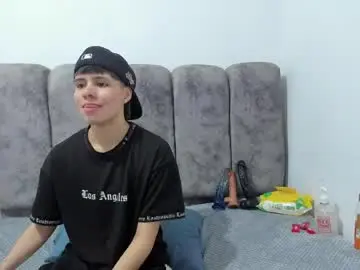 Bruno_cruz  live sex cam
