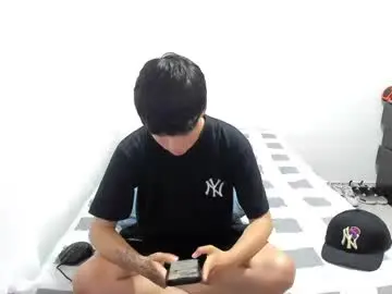 Bruno_cruz  live sex cam