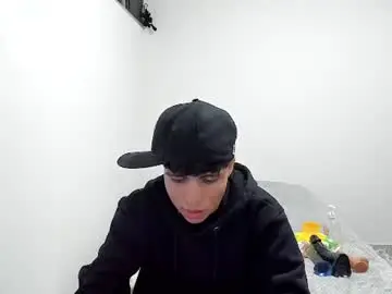 Bruno_cruz  live sex cam