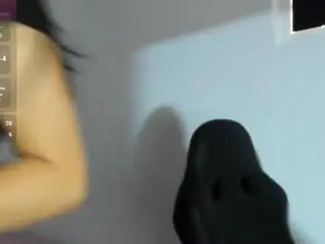 Jade_aitana  live sex cam