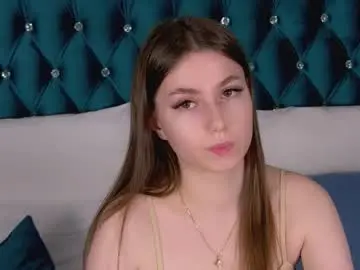 Katiereeves  live sex cam