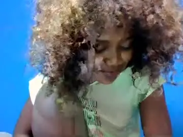 Kelyhondra  live sex cam