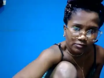 Kelyhondra  live sex cam