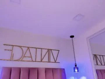 Kiara_rose1  live sex cam