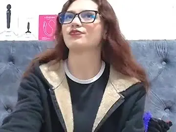 Laricsablue  live sex cam