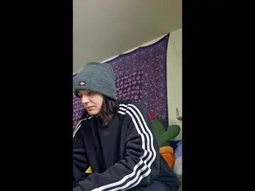 Lovelylola8  live sex cam