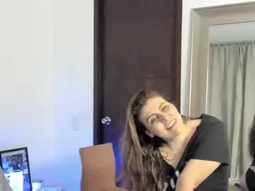 Maxzy_star  live sex cam